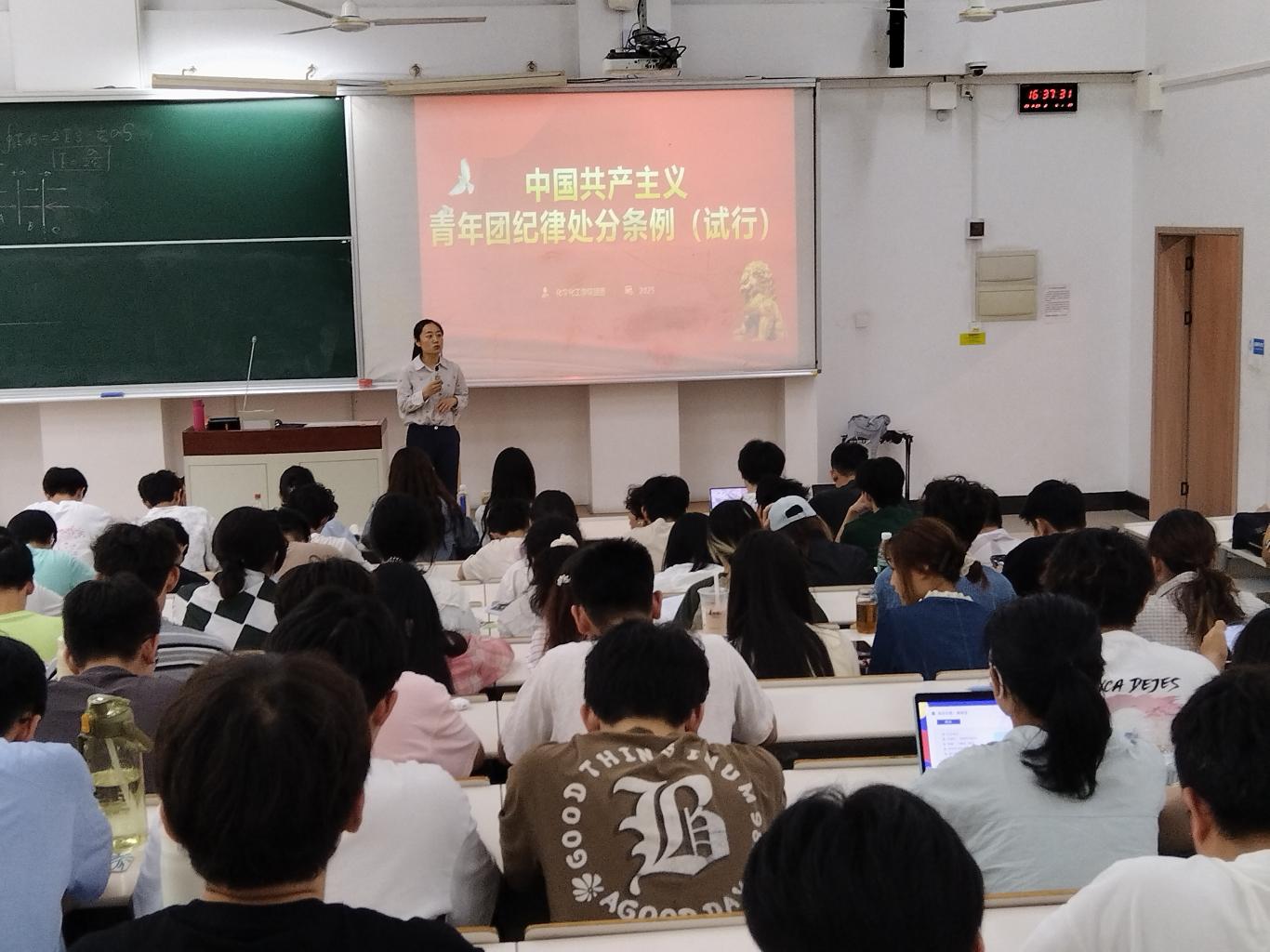 71bc595b125a6e6ed6e3c3126b1fd2f